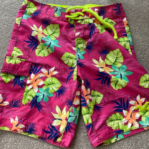 Neon board shorts, floral print in great condition - Picture 1 of 6